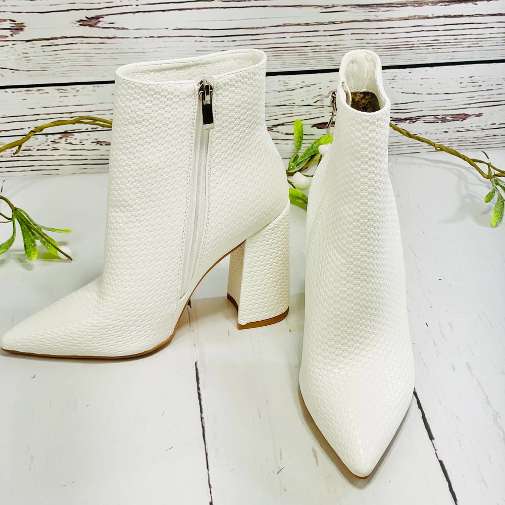 Elegant White Ankle Boots